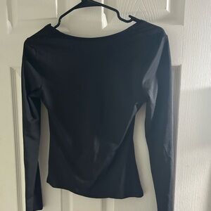 Backless full sleeve top
